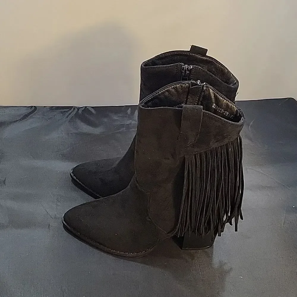 BRAND NEW TOP MODA WOMEN'S FRINGED BLOCK HEEL SHORT POINTED TOE BOOTS
